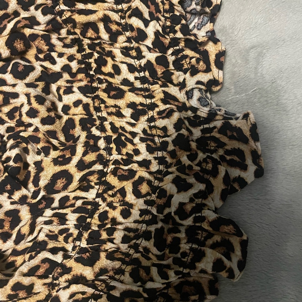 H&M Black and Brown Ruffled Crop Blouse - Picture 4 of 7